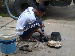 Tukang Sedot WC Larangan Candi: Mampet Beres Hari Ini